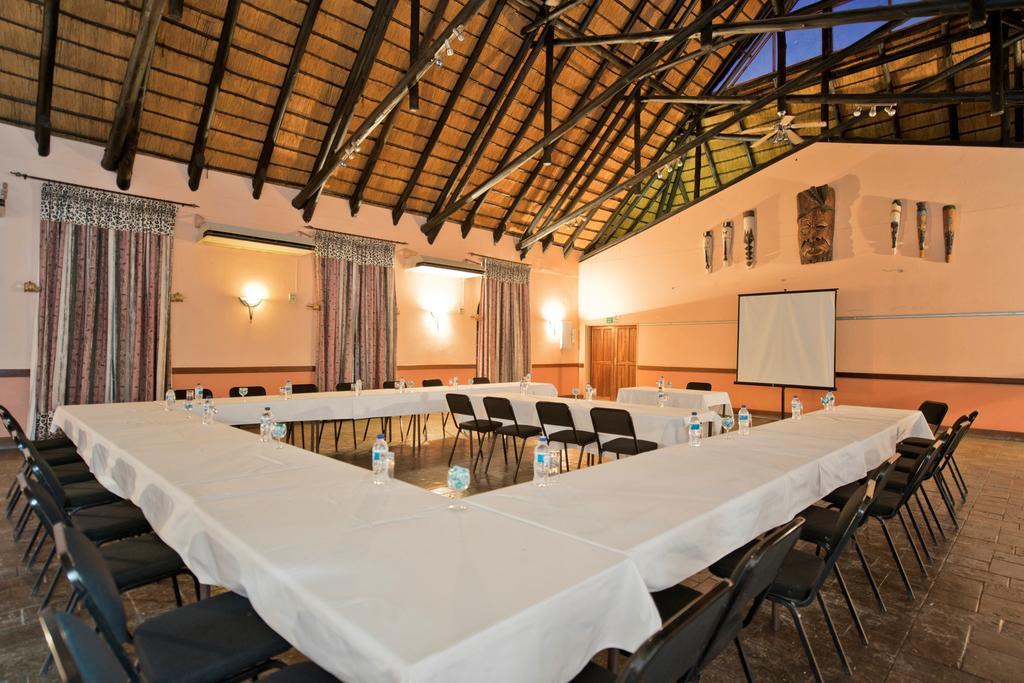 ホテルOshakati Country エクステリア 写真