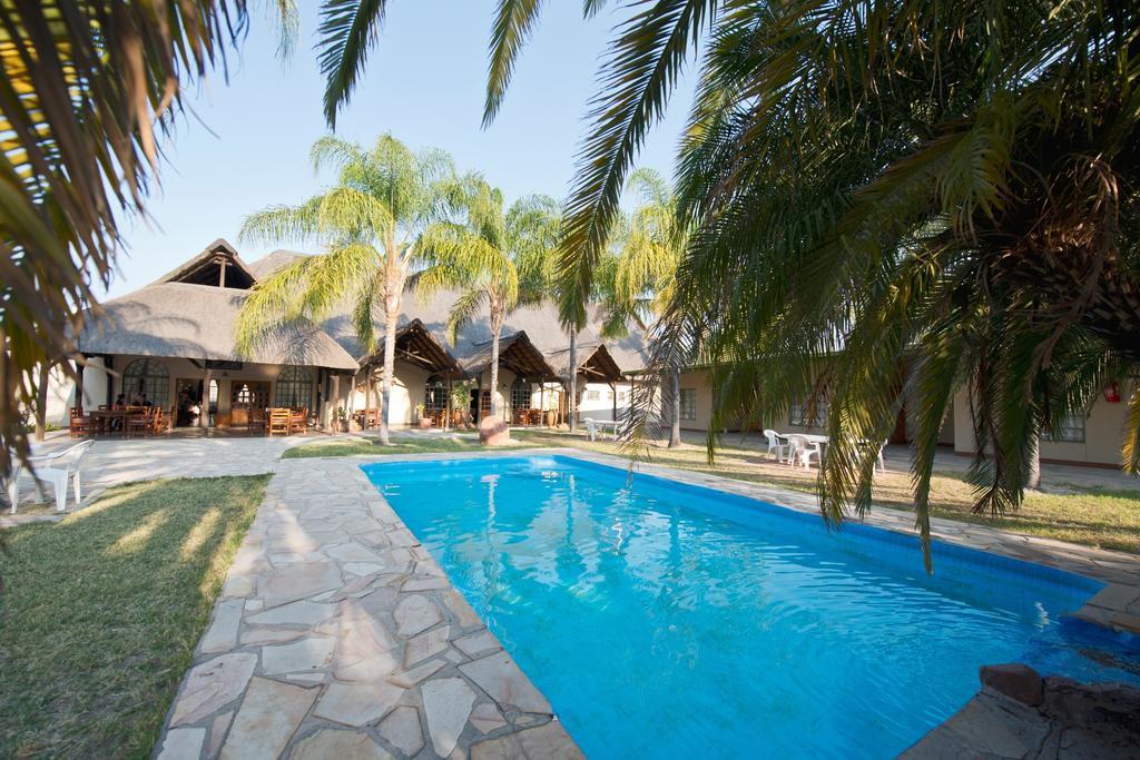 ホテルOshakati Country エクステリア 写真